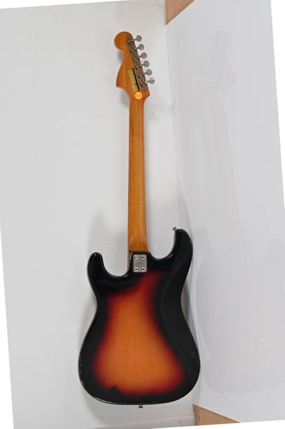 null Guitare FRAMUS Strato, S-355, année 1972, 3 micros, sunburst