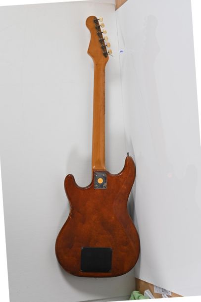 null Guitare HOFNER, Allemagne, modèle 173 années 1960, 3 micros, vernis retouché,...