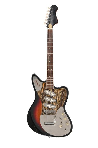 null Guitare FRAMUS S-168-54, Allemagne, copie Jaguar, Strato, 3 micros, sunburs...