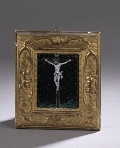 null PLAQUE in polychrome painted enamel with gold highlights representing the Crucifixion...