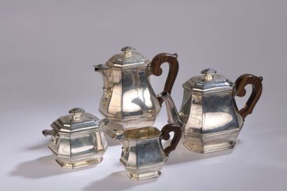 null TEA AND COFFEE SERVICE in silver, cut-out design, rosewood handles, including:...