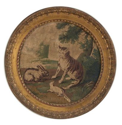 null MÉDAILLON en tapisserie représentant les trois animaux de la fable de La Fontaine...