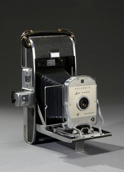 null Polaroïd Land Caméra modèle 100 one hundred, pour film type 42. Appareil à rouleau...