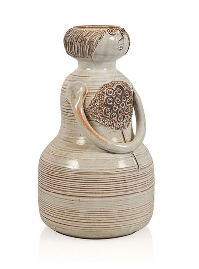 Jacques POUCHAIN (1925-2015) - Atelier DIEULEFIT Vase anthropomorphe en céramique...