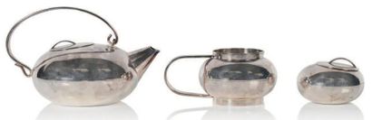 LINO SABATTINI (1925-2016) Service à thé en métal argenté modèle «Boule» composé...