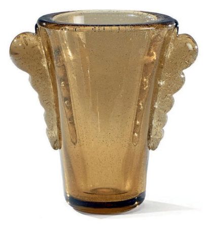 DAUM NANCY FRANCE Decorated horn vase, in shaped and hot glued applications, with...