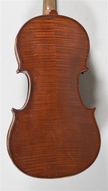 null Violon portant étiquette Lutherie artistique Auguste Darte luthier à Mirecourt,...