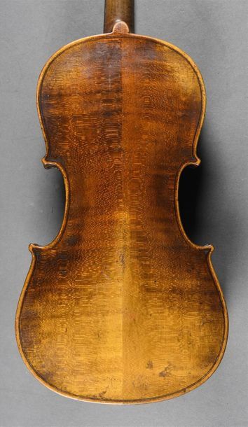 null Violon allemand portant étiquette Stradivarius 1716 Epoque 1900 Fond deux pièces...