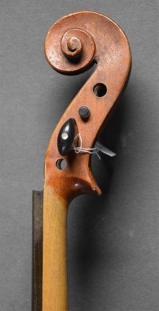 null Violon 3/4 des ateliers Thibouville fait vers 1900 modèle médio fino Fond deux...