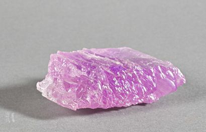 null TRES BELLE KUNZITE GILGIT BATISTAN PAKISTAN (10cm)