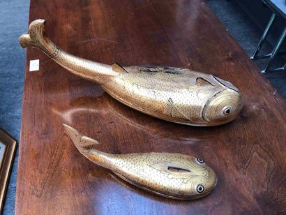 null BURMA


Two fish-shaped boxes in gold lacquered wood 


H. 15 cm and 46 cm