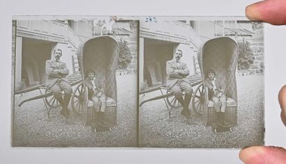 null Lot of about 165 positive stereoscopic views on glass, c. 1910 Landscapes, beach...