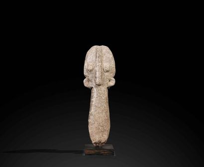 null Bura Stone Stele

NIGER 

Stone head for funerary use. Bura-Asinda-Sikka culture,...