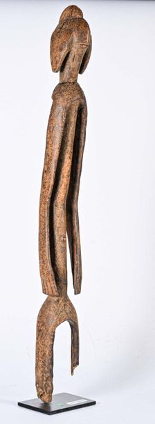Statuette Mumuyé Nigeria

H. 83 cm

Connue, réputée et appréciée des les années 1960,...