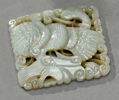 CHINE - Début du XXe siècle 
Chinese celadon jade disc, with a dragon in the clouds...