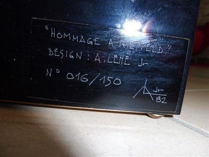 null Albert LEHE (XXe siècle) - JALEST Design
"Hommage à Rietveld"
Lampadaire à deux...