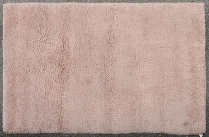 null TISCA Italia éditeur
Tapis rectangulaire en laine beige
H. 243 cm L. 318 cm