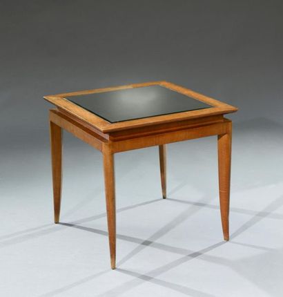 null Maison DOMINIQUE - André DOMIN (1883-1962) & Marcel GENEVRIÈRE (1885-1967)
Table...