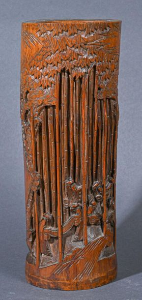 null CHINE - Fin du XIXè siècle
Bitong en bambou à décor sculpté de sages dans une...