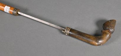 null Sword cane, horn pommel in the shape of a deer hoof 
End of the 19th century...