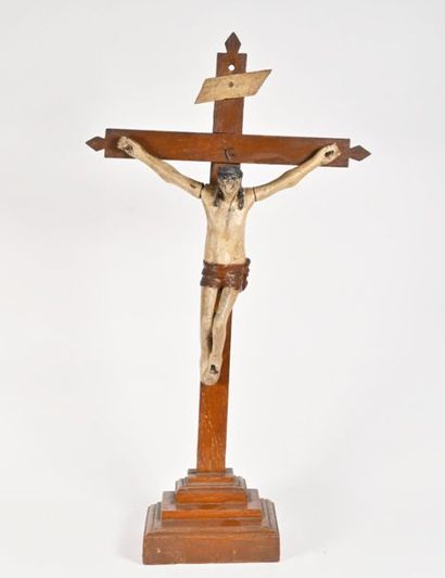 null Calvary Christ in carved and lacquered wood
Popular work from the late 18th...