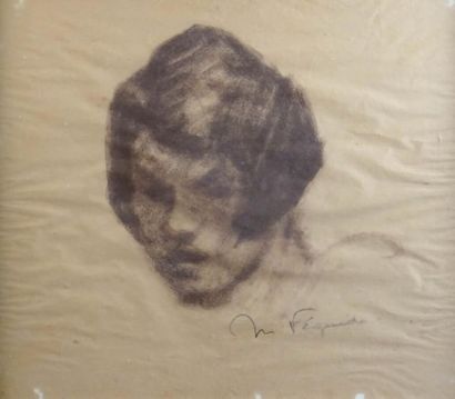 null Marcel FEGUIDE (1888-1968)
Portrait d'homme
Dessin au fusain signé en bas à...