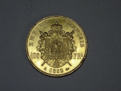 null Une pièce de 100 Fcs or Napoléon III tête laurée, Paris: 1862
Poids : 32,2 g
Chocs...