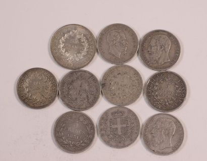 null Lot de dix pièces en argent comprenant:
- une pièce de 5 francs, Louis-Philippe,...