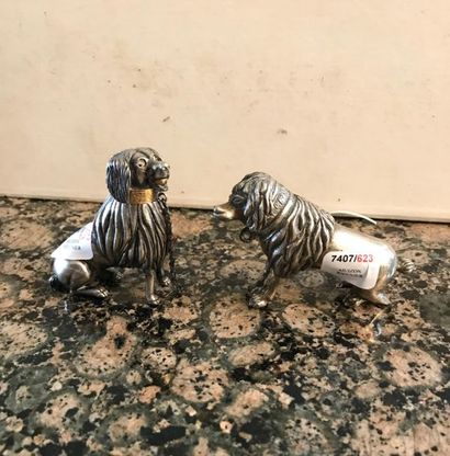 null TWO BOTTLE BOTTLES in the shape of a dog in low silver and vermeil. Foreign...