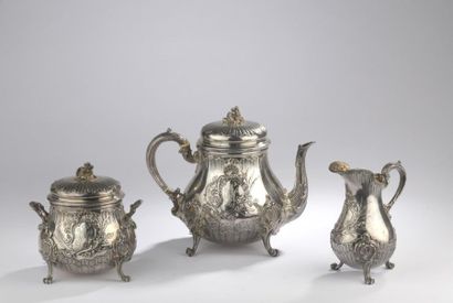 null Silver tea service with rocaille decoration, a moving cartouche presenting a...