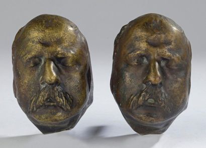 César (1921-1998) 
Self-portraits with closed eyes
Two bronze proofs with a brown...