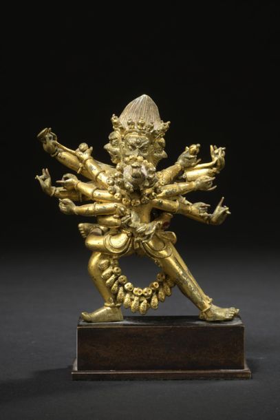 null TIBET - XVIIe siècle
Groupe en bronze doré représentant Kalachakra et Vishvamata,...