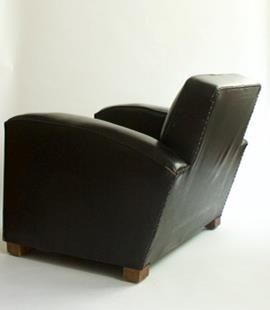 null Dans le goût de Jacques ADNET (1900-1984)
Paire de fauteuils "cubiques" en cuir...