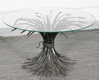 null Robert GOOSENS, in the taste of a coffee table with silver-grey patinated metal...