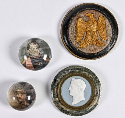 null Four paperweights with Napoleonic decorations, two in glass, one in marble with...