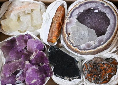 VARIOUS MINERAL LOTS INCLUDING BEAUTIFUL...
