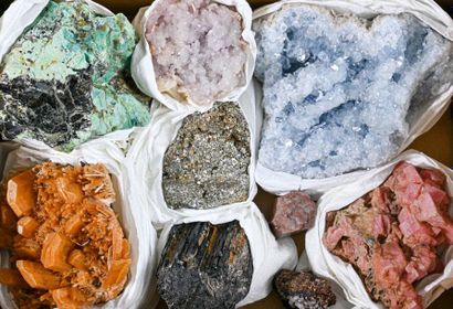 MISCELLANEOUS MINERAL LOTS INCLUDING RHO...