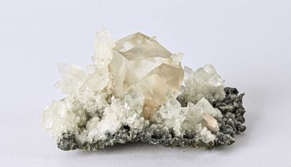 CALCITE MACLEE ET APPOPHYLITE POONA INDE (13cm) null