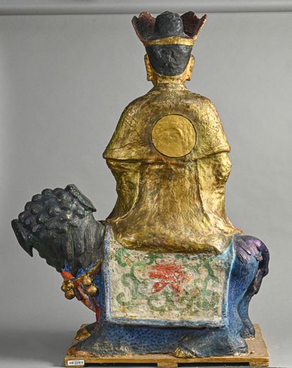 CHINE DU SUD - XVIIIème siècle Paire de grands dignitaires en bois sculpté et laqué...