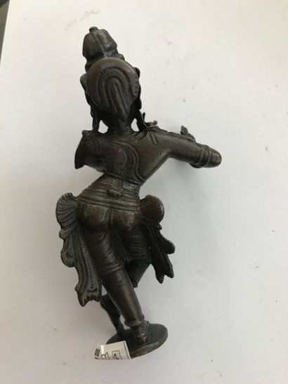 null Krishna Venugopala
Bronze
Inde, XVIIIe siècle
H. 12,5 cm AR

Krishna, l'idéal...
