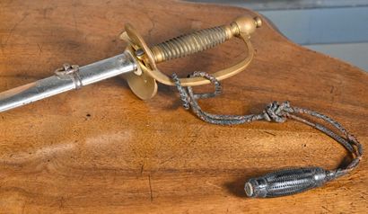 null Regulatory sword and its scabbard, signed Souzy and de Lacam 

Third Republic

Rust...