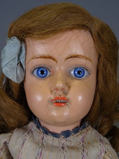 null Schildkrot turtle doll size 11, celluloid head, old wig in natural blond hair,...