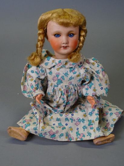 Unis France 301 doll size 3, bisque head,...