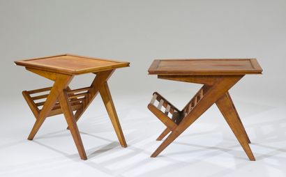 null Travail français des années 1950

Paire de tables porte-revues en bois naturel

H....