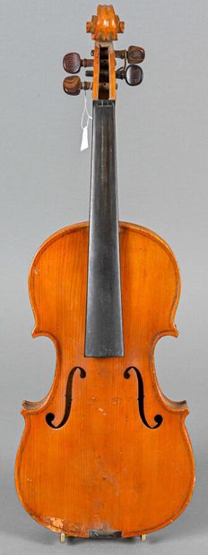 Semi-medium fino violin made in Mirecourt...