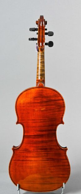 null Violin from Thibouville Lamy workshop signed Mansuy in Paris, made around 1900....