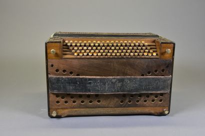 null Accordion CAVAGNOLO Domenico et Figli, circa 1930, Villeurbanne Lyon France....