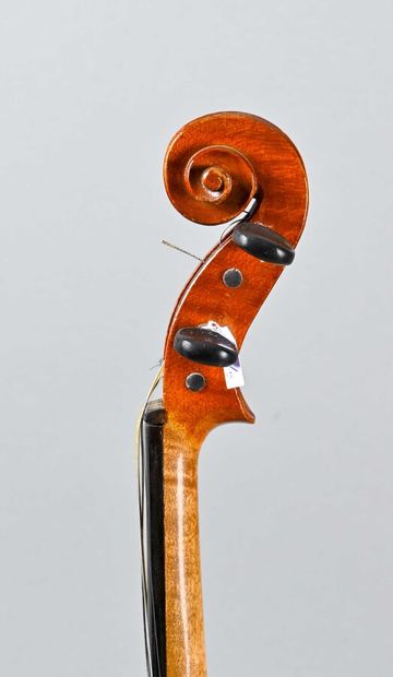 null Violin made in Mirecourt at the beginning of the 20th century, bearing a Nicolas...