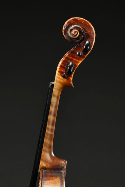  Beautiful violin of the Parisian school of the early 19th century, entourage of...