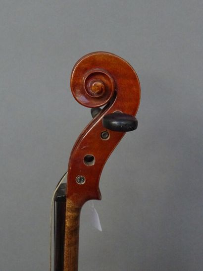  Beautiful handmade German violin by Fritz Krauss with label, year 1948. Two-piece...
